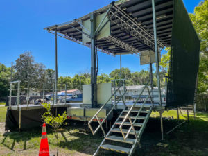 stageline-sl100-stage-rental-deland-artist-showcase