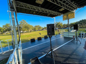 stageline-sl100-kissimmee-lakefront-park