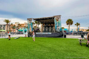 stageline-sl100-stage-rental-cocoa-beach-area-142-cows-in-space