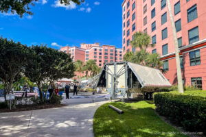 stageline-sl100-stage-rental-orlando-caribe-royale-hotel-elm-night-of-networking-event