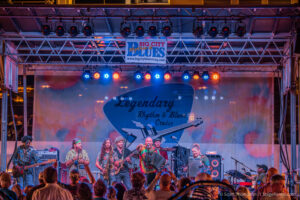 stageline-sl100-blues-cruise-2025-terrance-simien-5