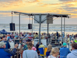 stageline-sl100-stage-rental-new-smyrna-beach-easter-sunrise-service-2025-11